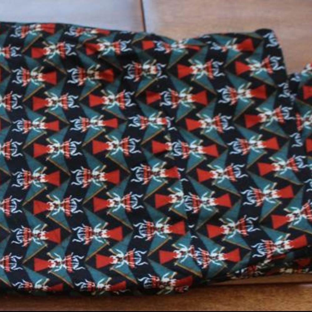 LuLaRoe One Size OS leggings, tiki